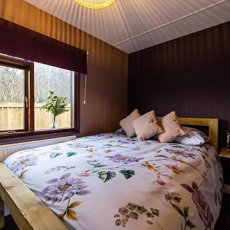 The Woodland Lodge - Wood Fired Hot Tub And Firepit Hambleton المظهر الخارجي الصورة